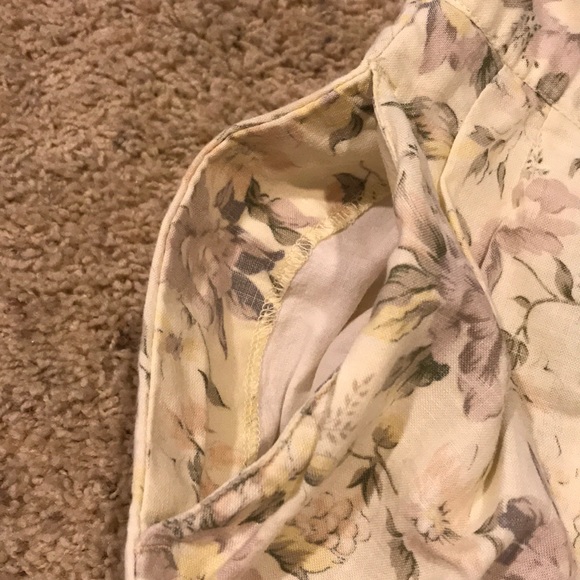 Thrifted Generra Collection Yellow Floral Shorts - Picture 9 of 9